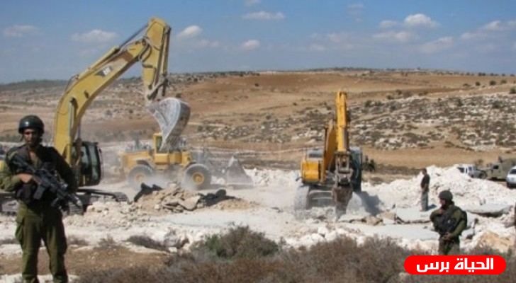 الاحتلال يهدم مغسلة سيارات ومنجرة غرب سلفيت